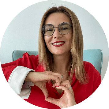 Анна Мельникова